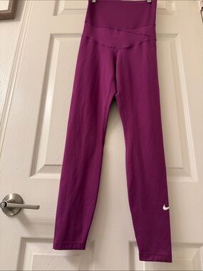 Nike for pregnant Magenta Athletic Leggings